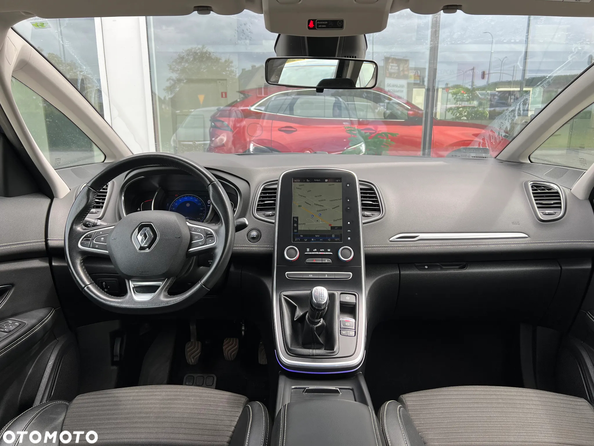 Renault Scenic 1.6 dCi Intens - 10
