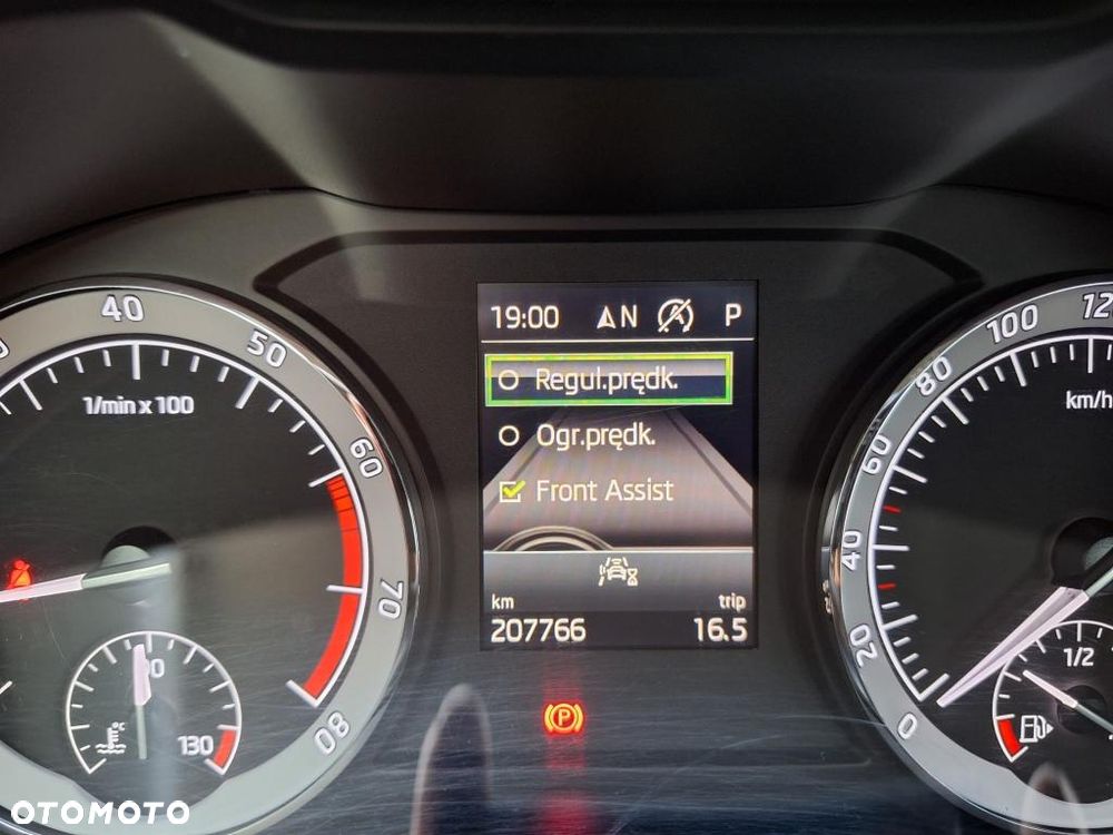 Skoda Karoq 1.5 TSI ACT DSG Clever - 15