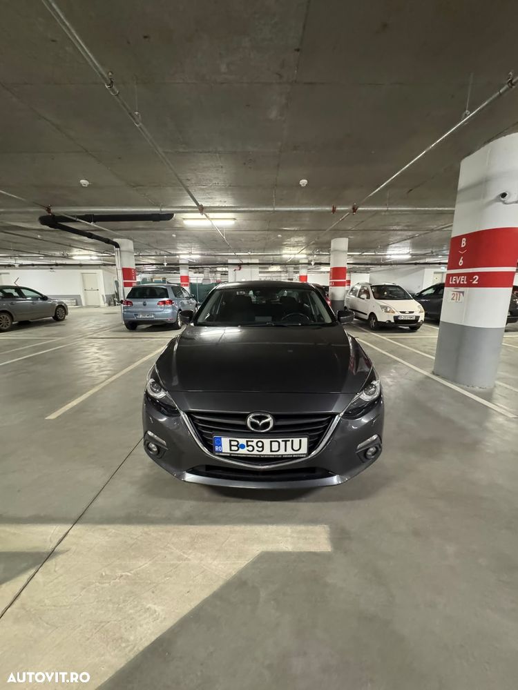 Mazda 3 G120 Revolution - 1