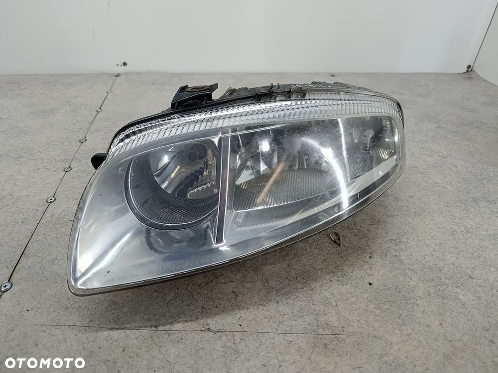 LAMPA PRZÓD LEWA ALFA ROMEO GT II - 1