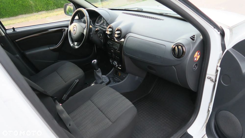 Dacia Duster 1.6 16V 4x2 Essentiel - 10