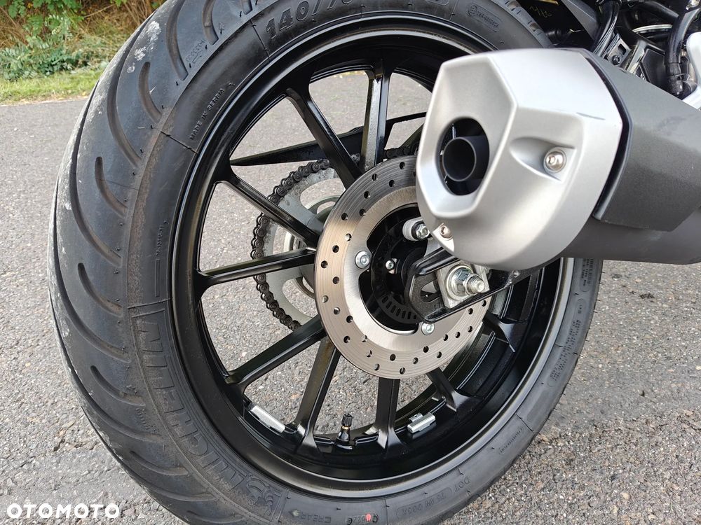 Yamaha MT - 21
