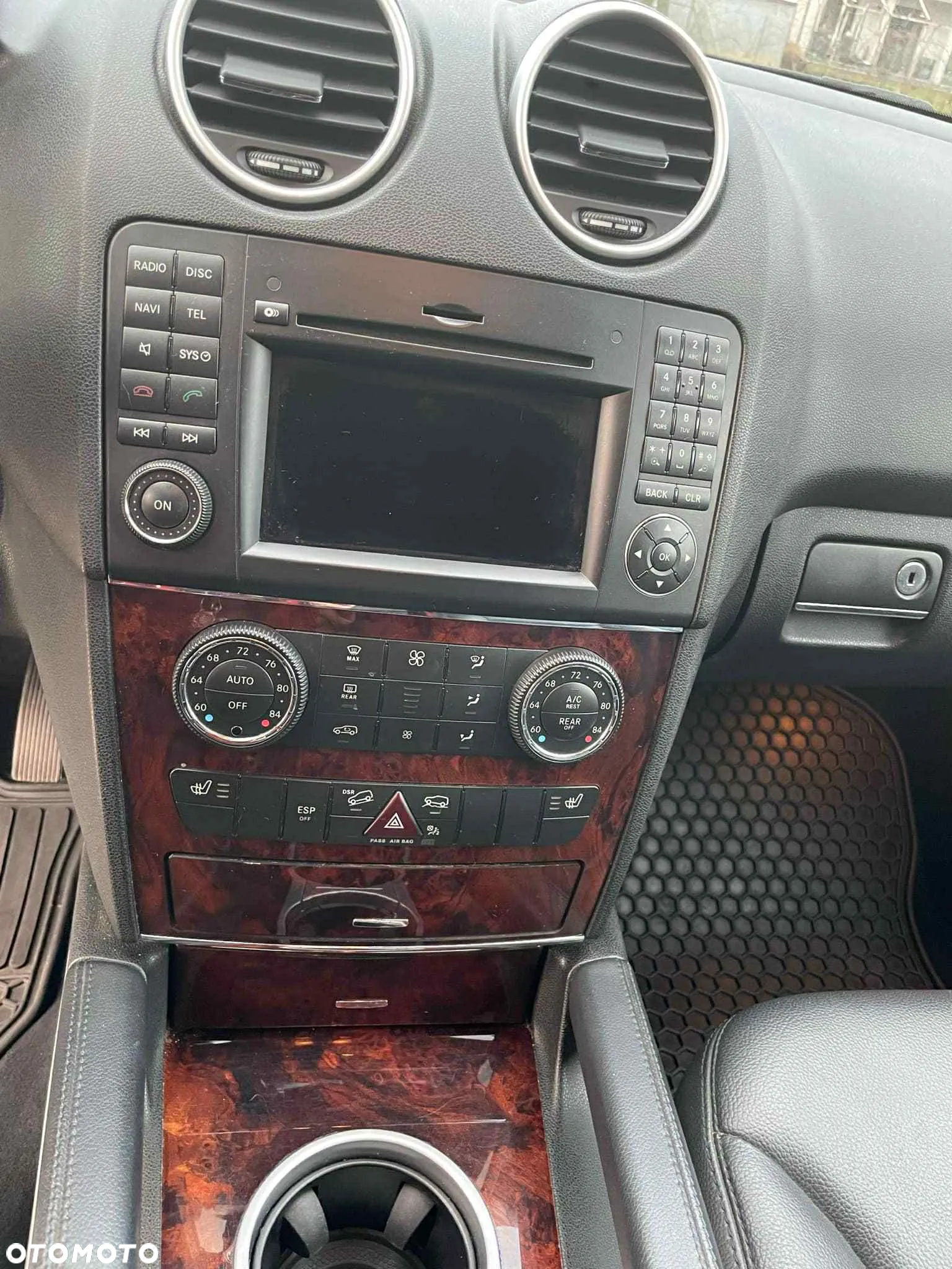 Mercedes-Benz ML 350 BlueTec 4-Matic - 11