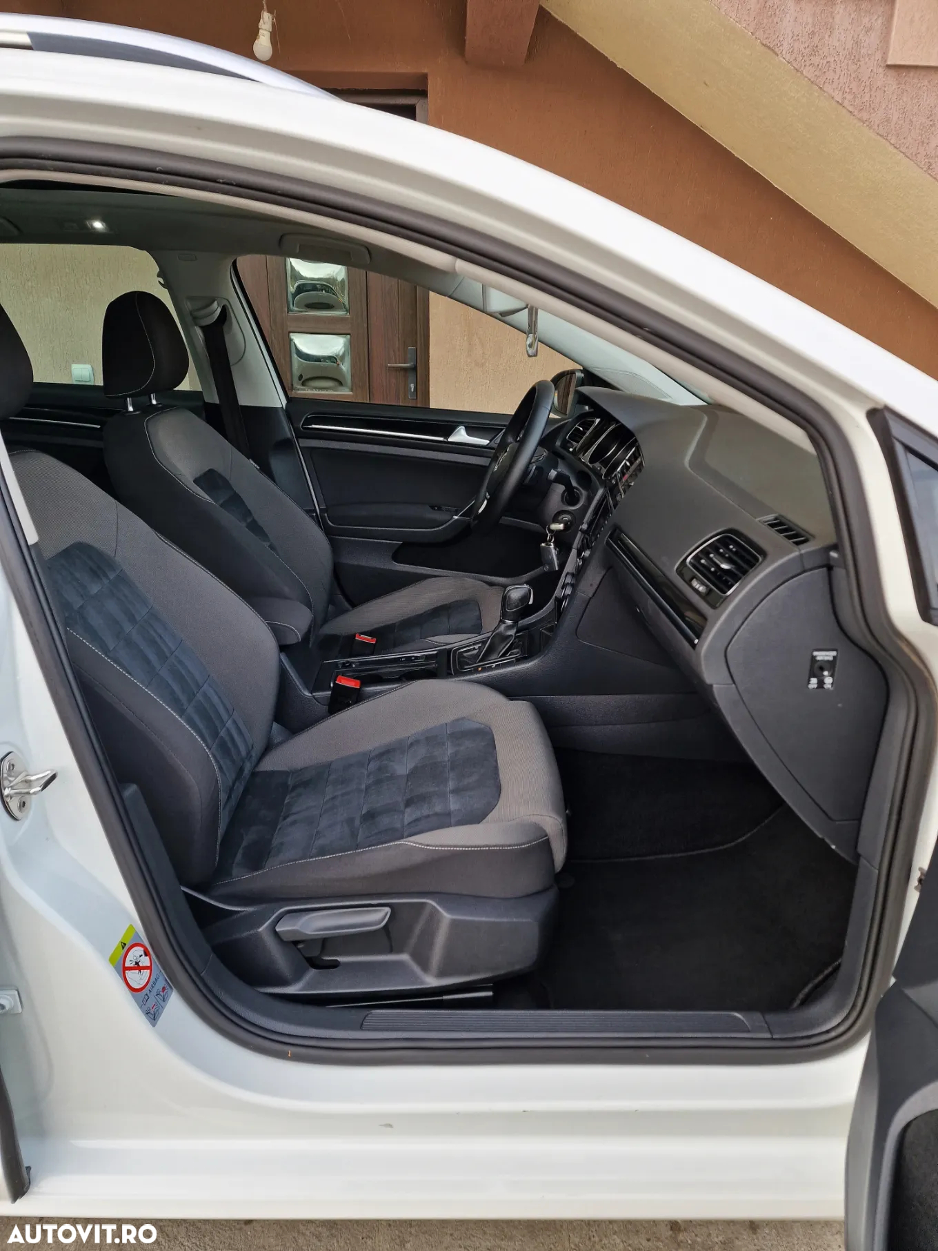 Volkswagen Golf 1.4 TSI BlueMotion Technology DSG Highline - 22