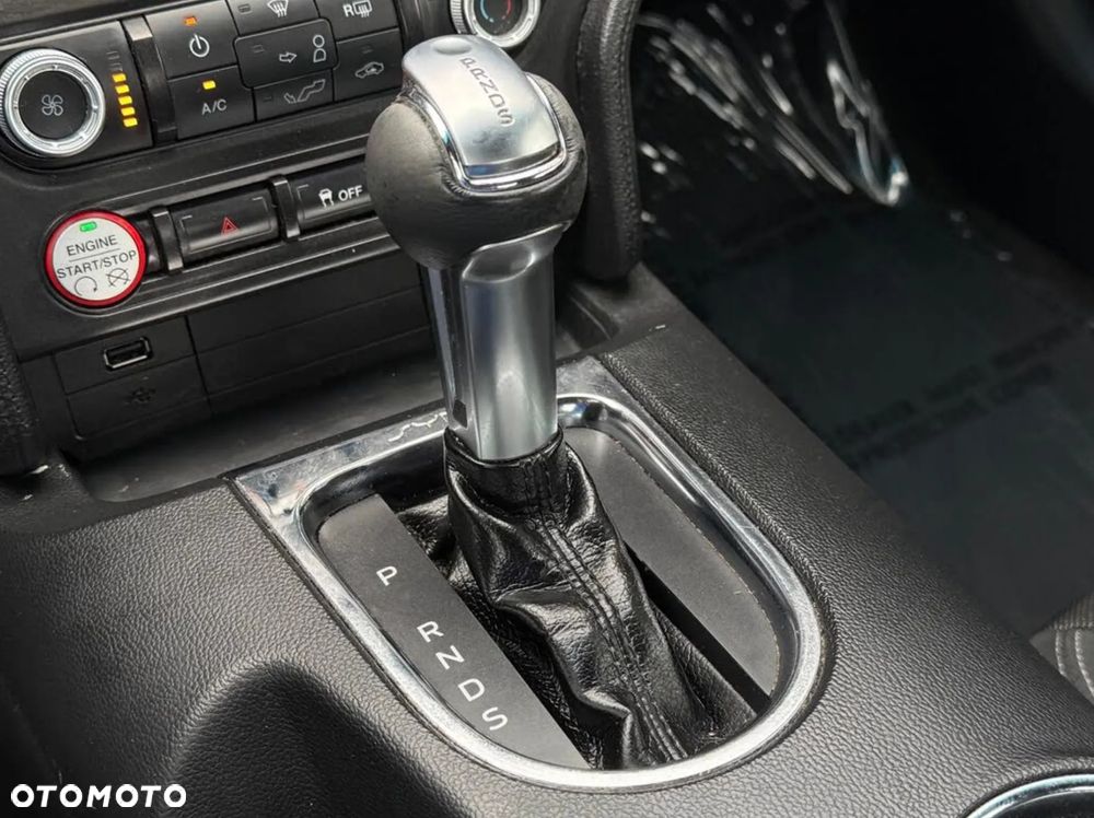 Ford Mustang 3.7 V6 - 24
