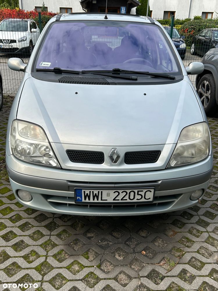 Renault Scenic - 8