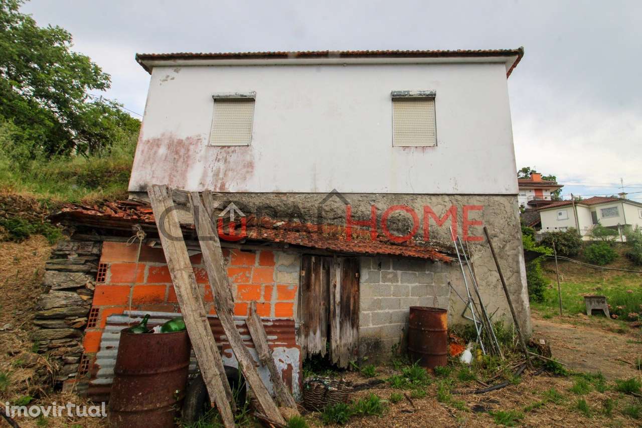 Moradia T4 Independente com Terreno em Melres - Grande imagem: 5/29