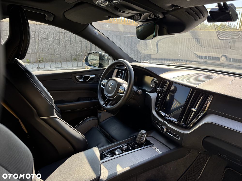 Volvo XC 60 T8 Plug-In Hybrid AWD Polestar Engineered - 7