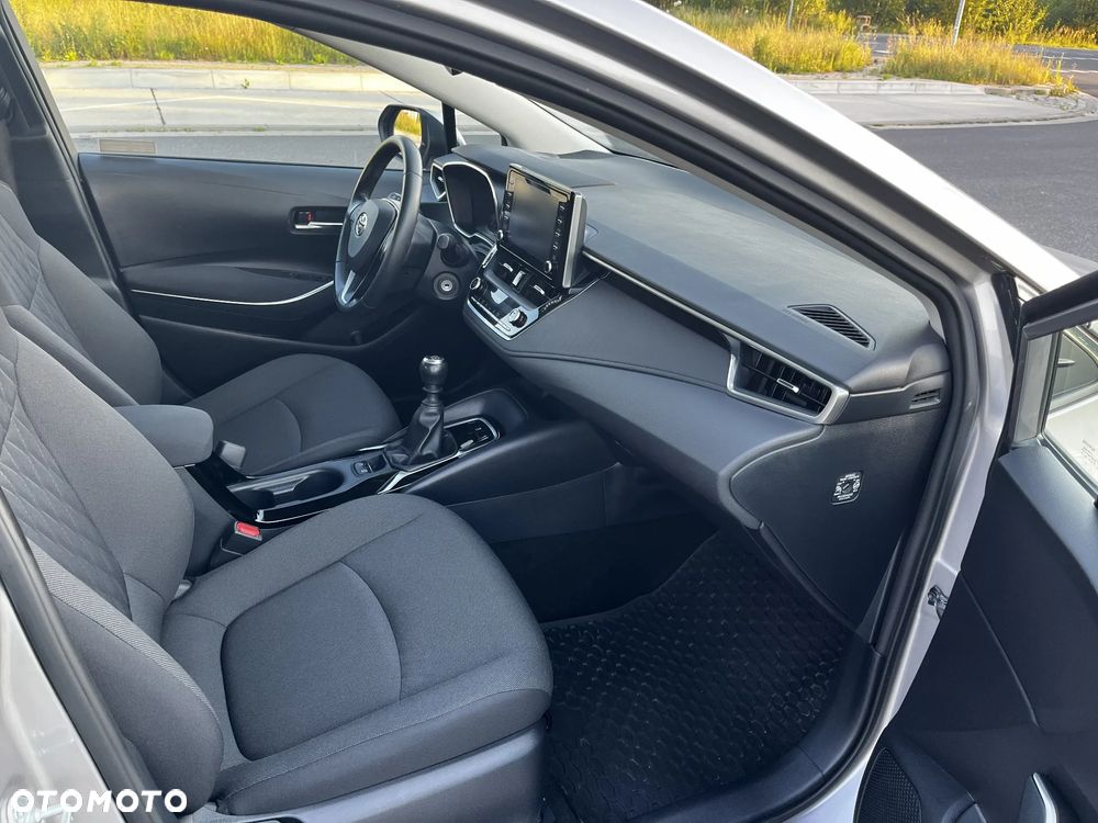 Toyota Corolla 1.6 Comfort - 12