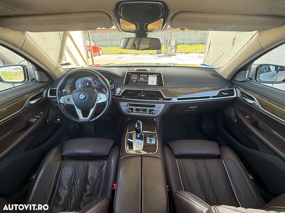 BMW Seria 7 740Le xDrive iPerformance - 14