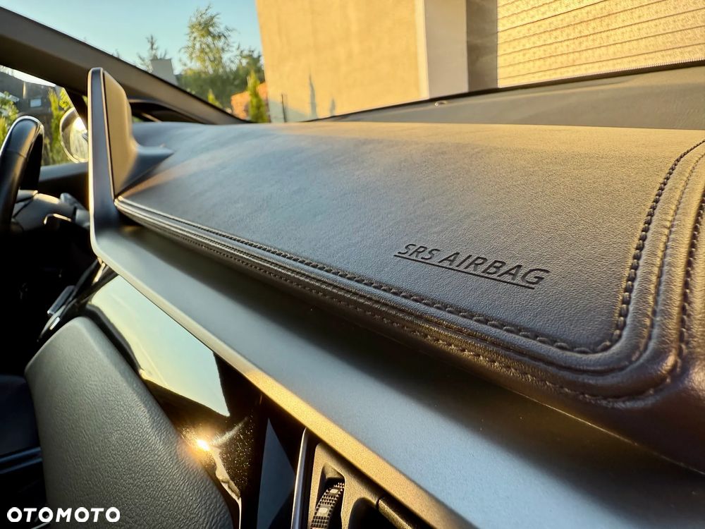 Toyota C-HR 1.2 T GPF Prestige - 27