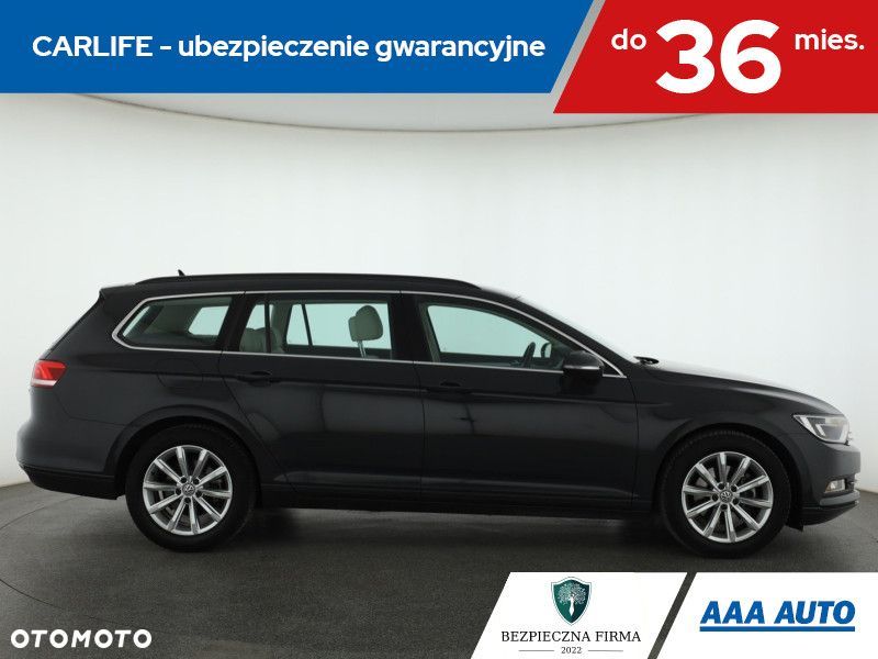 Volkswagen Passat Variant - 8