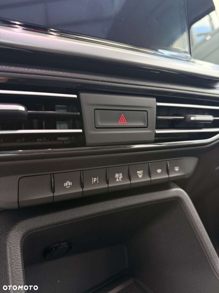 Ford Tourneo Connect Grand - 15