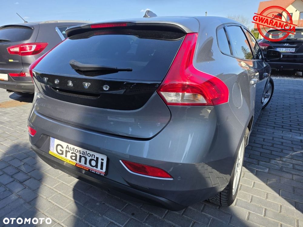 Volvo V40 - 9
