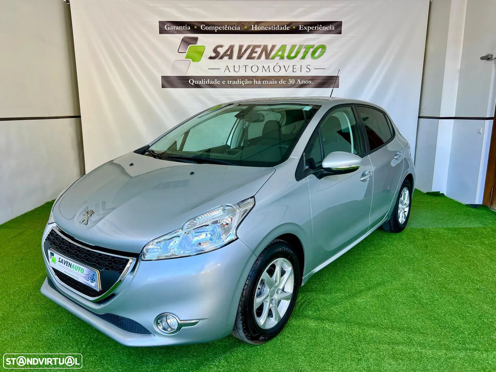 Peugeot 208 1.4 HDi Active - 1