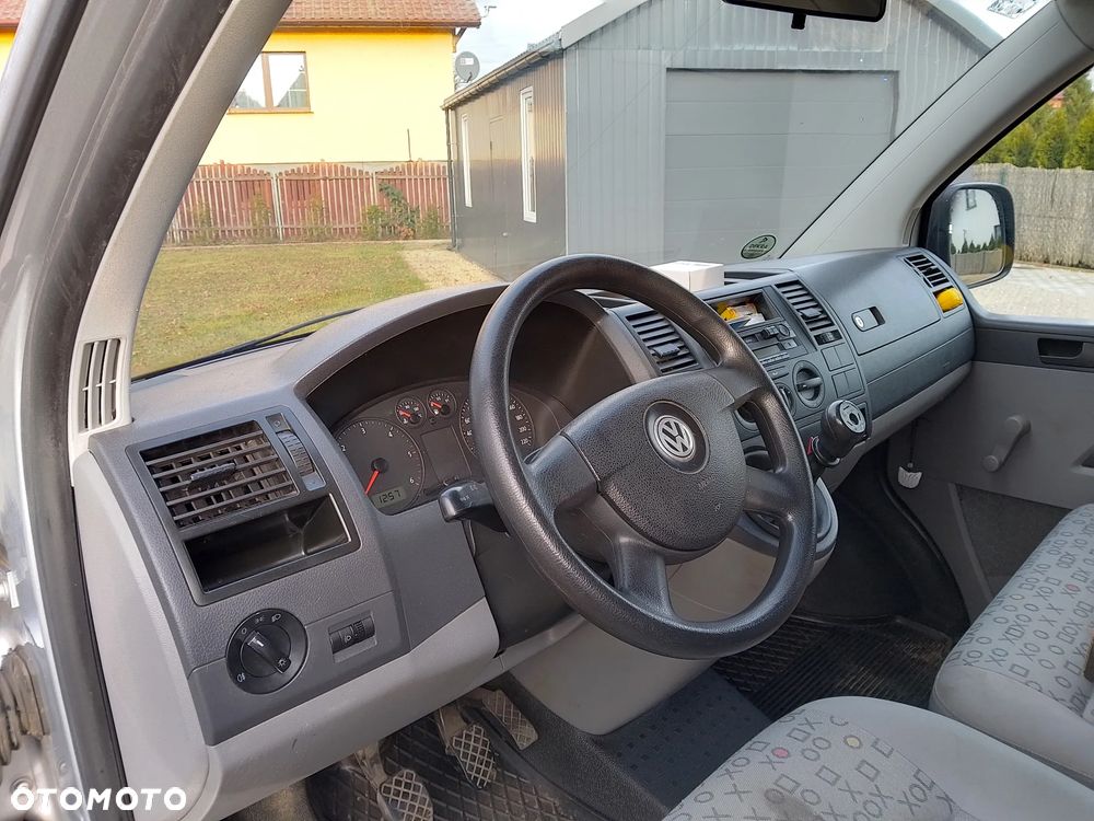 Volkswagen Transporter T5 - 4