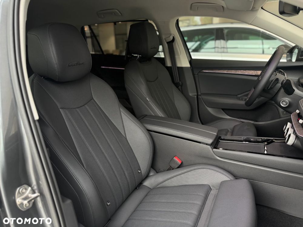 Skoda Superb 2.0 TSI L&K DSG - 35