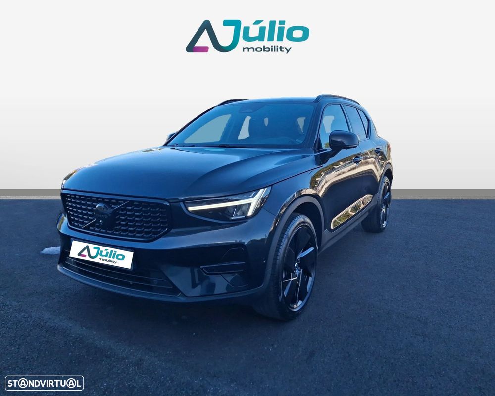 Volvo XC 40 2.0 B3 Black Edition - 1