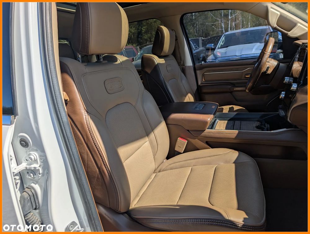 RAM 1500 Crew Cab Longhorn - 23