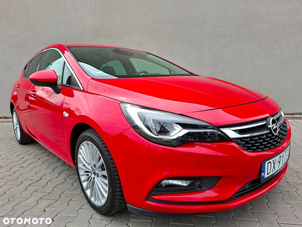 Opel Astra 1.4 Turbo Innovation - 11
