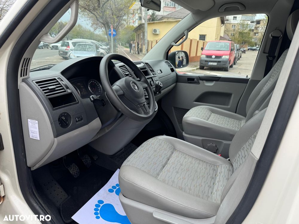 Volkswagen Transporter - 11