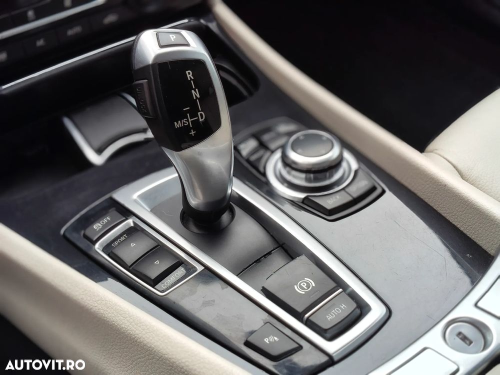 BMW Seria 5 520d Gran Turismo - 27