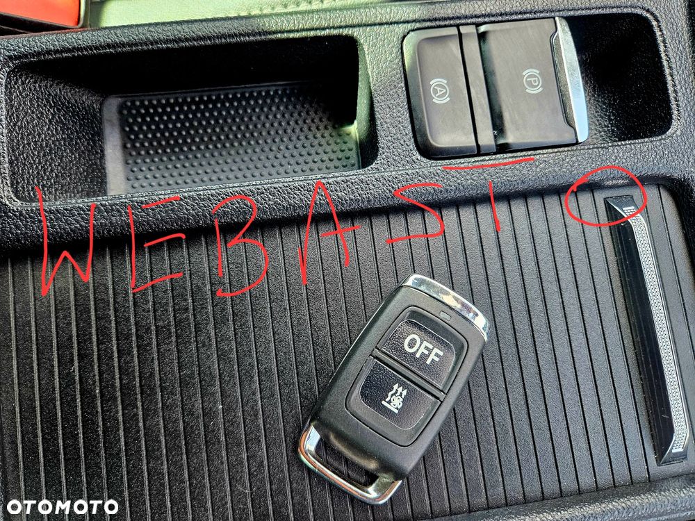 Skoda Octavia 2.0 TDI Selection DSG - 22