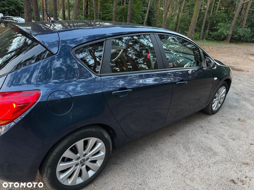 Opel Astra 1.6 - 15