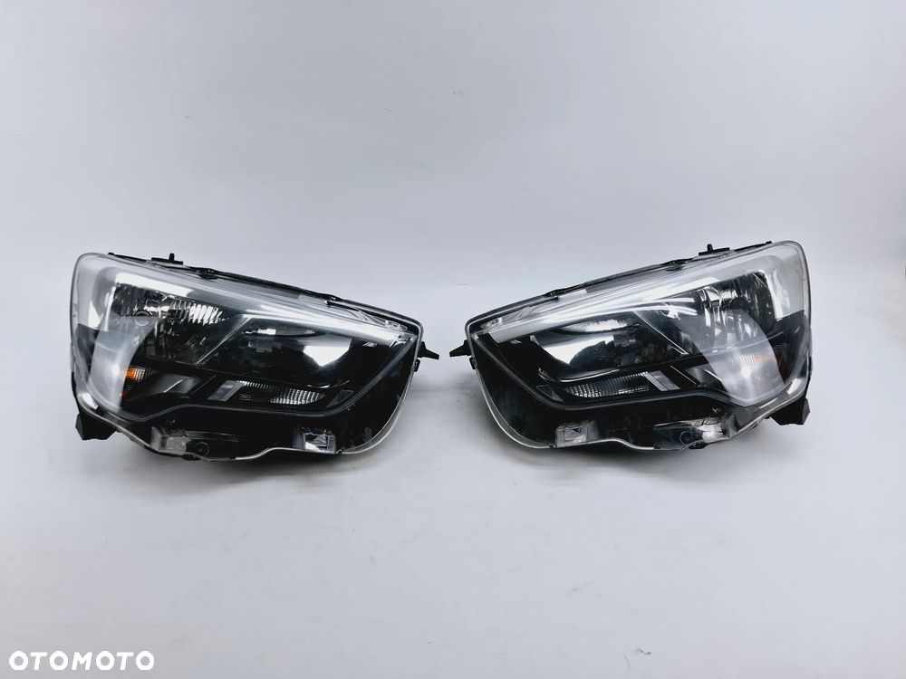 LAMPA PRZEDNIA LEWA PRAWA ZWYKŁA OPEL COMBO E 2018- CZĘŚCI - 1