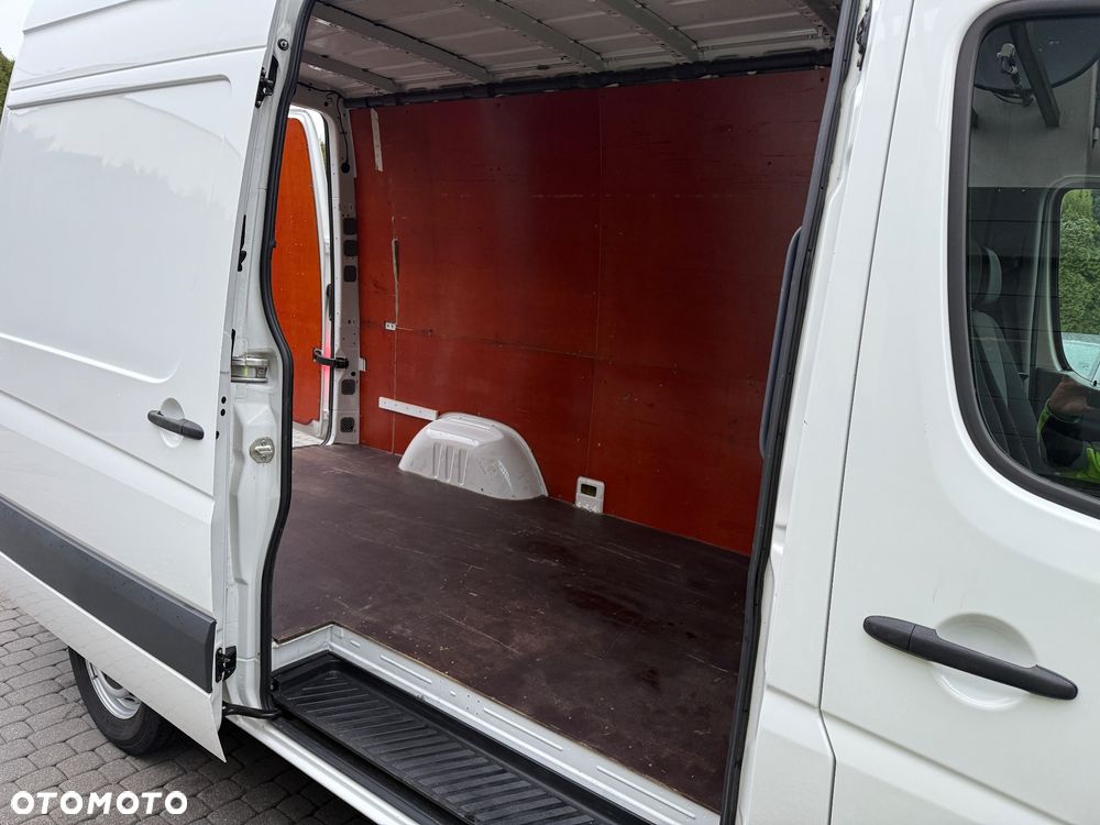 Volkswagen Crafter - 34