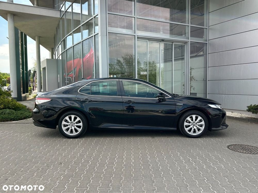 Toyota Camry 2.5 Hybrid Comfort CVT - 6