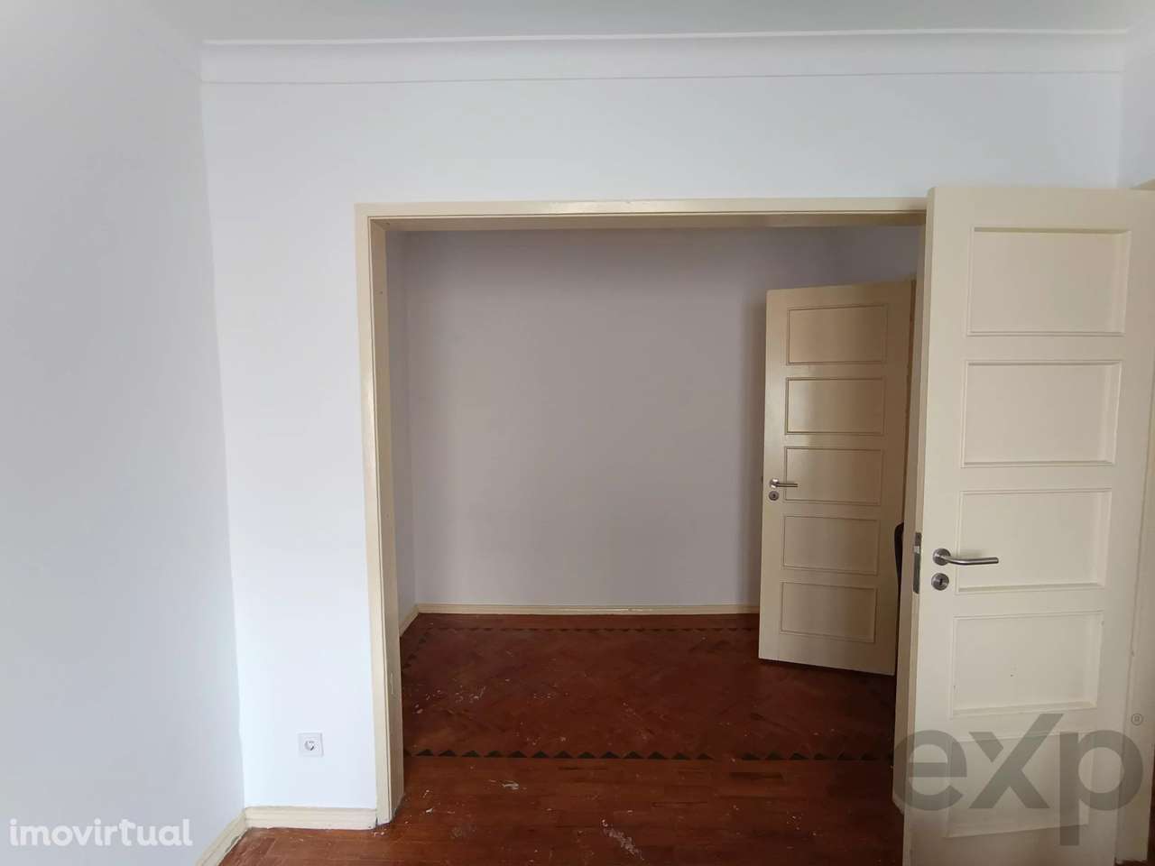 Apartamento T1+1 para arrendamento em Corroios - Grande imagem: 4/8