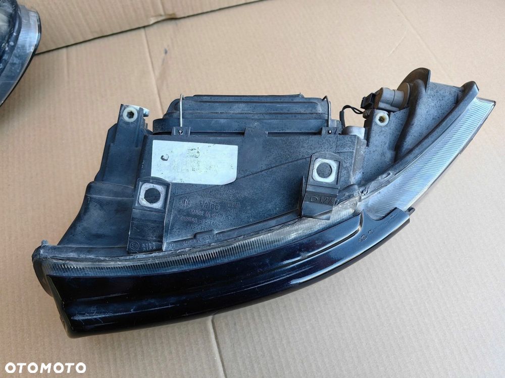 Lampy lampa przód przednie prawa lewa SEAT Leon I Toledo II VALEO komplet - 8
