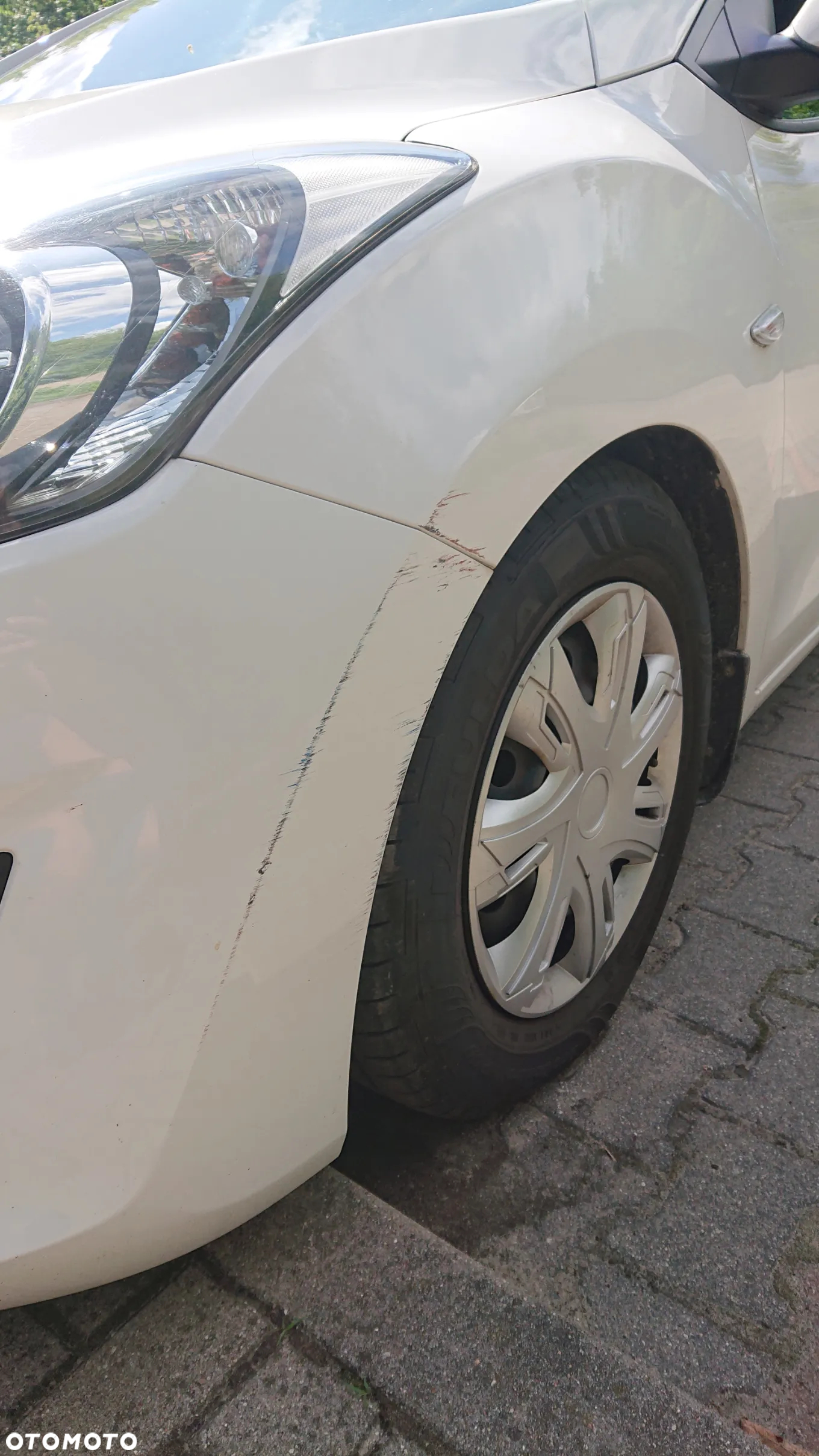 Hyundai i30 1.6 Classic + - 14