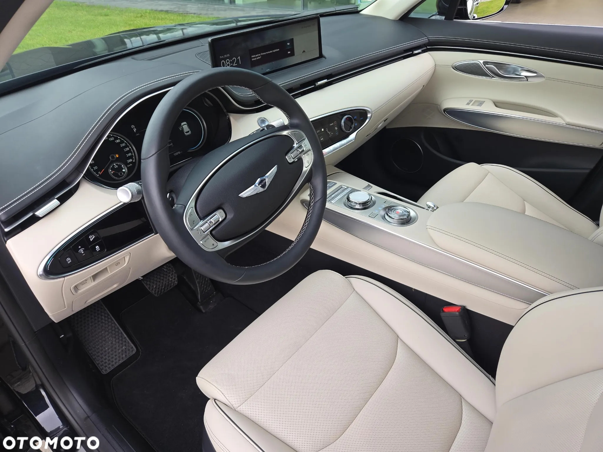 Genesis GV70 2.5T AWD AT8 Luxury Line - 9