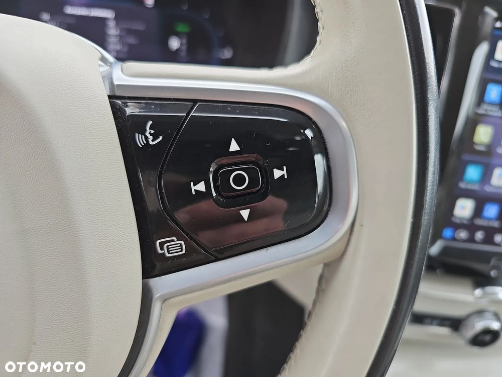 Volvo XC 60 T8 Plug-In Hybrid AWD Inscription - 18
