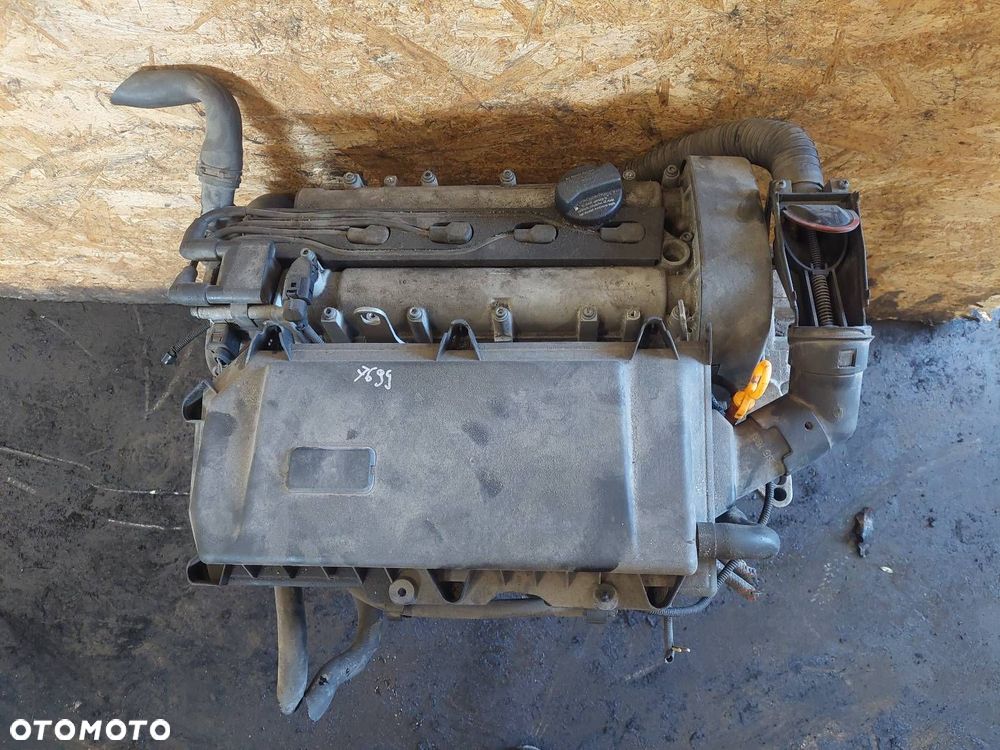 SILNIK BENZYNOWY SŁUPEK VOLKSWAGEN GOLF IV 1.4 16V AKQ ID: 237127 - 5