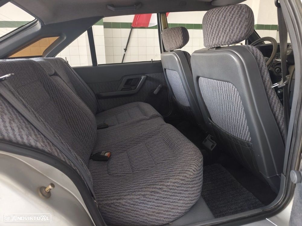 Citroën BX 19 TRD - 16