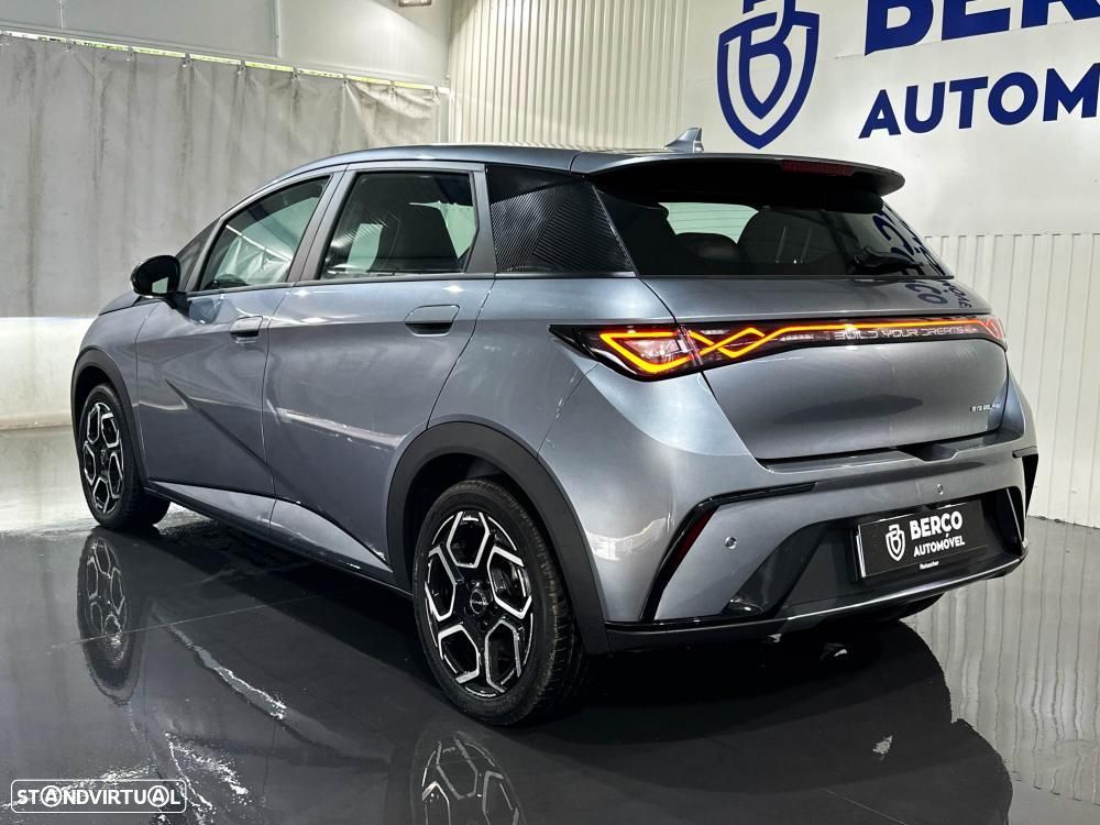 BYD Dolphin 60.4 kWh Design - 6