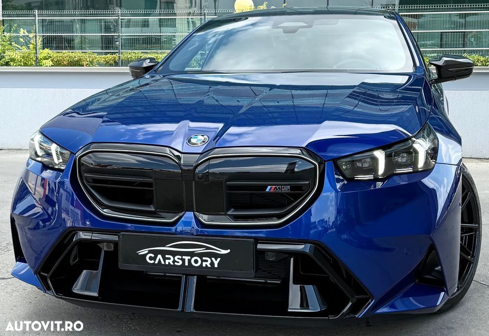 BMW M5 xDrive - 5