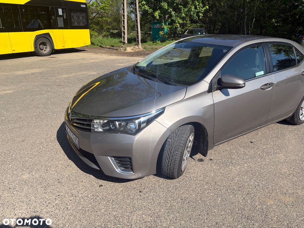 Toyota Corolla 1.4 D-4D Premium EU6 - 7
