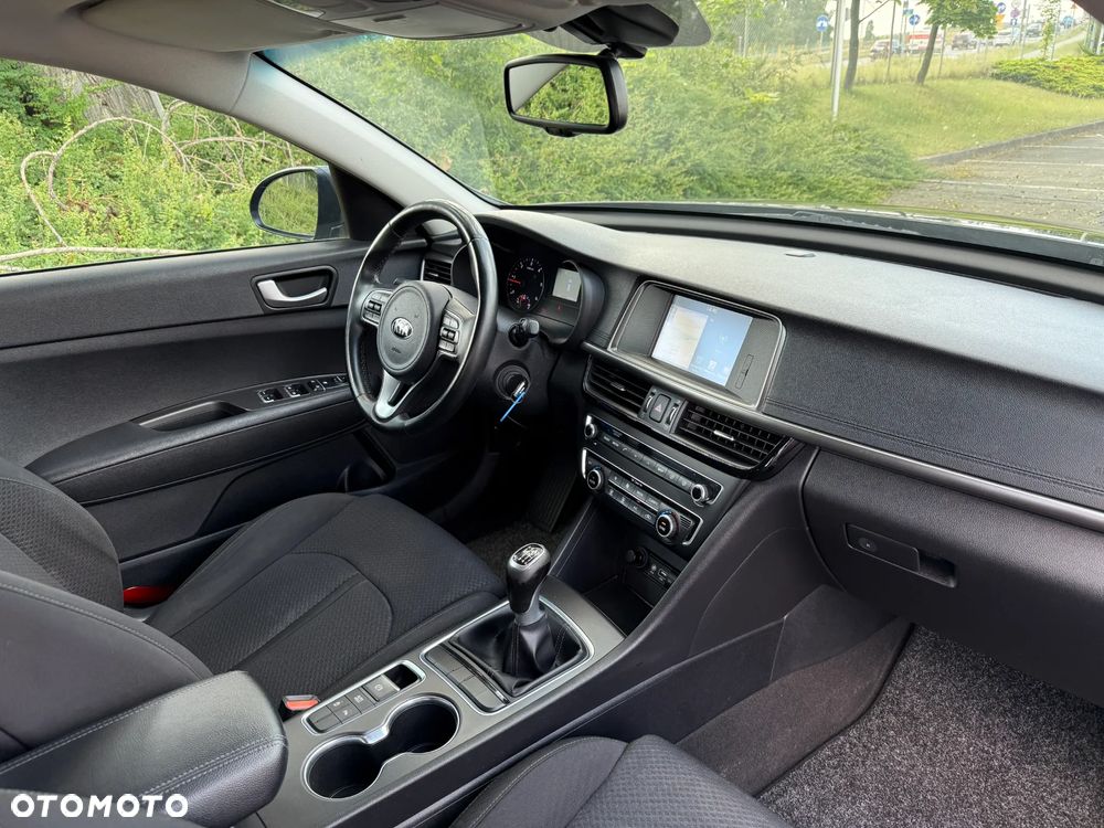 Kia Optima - 33