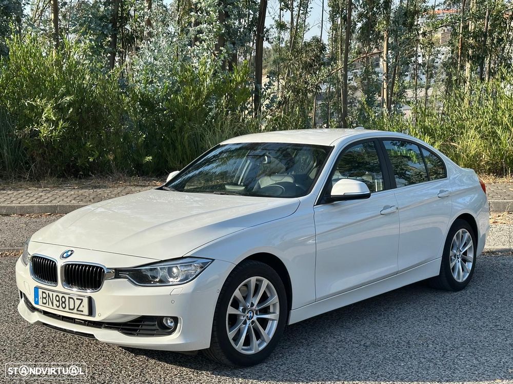 BMW 328 i Aut. Modern Line - 1