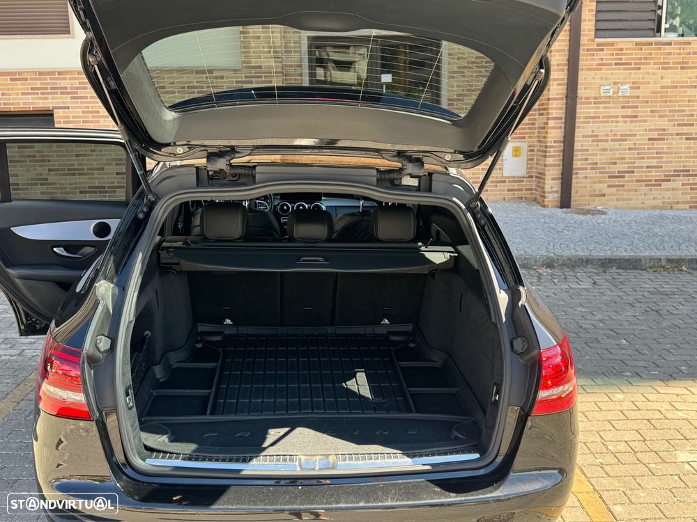 Mercedes-Benz C 200 - 12