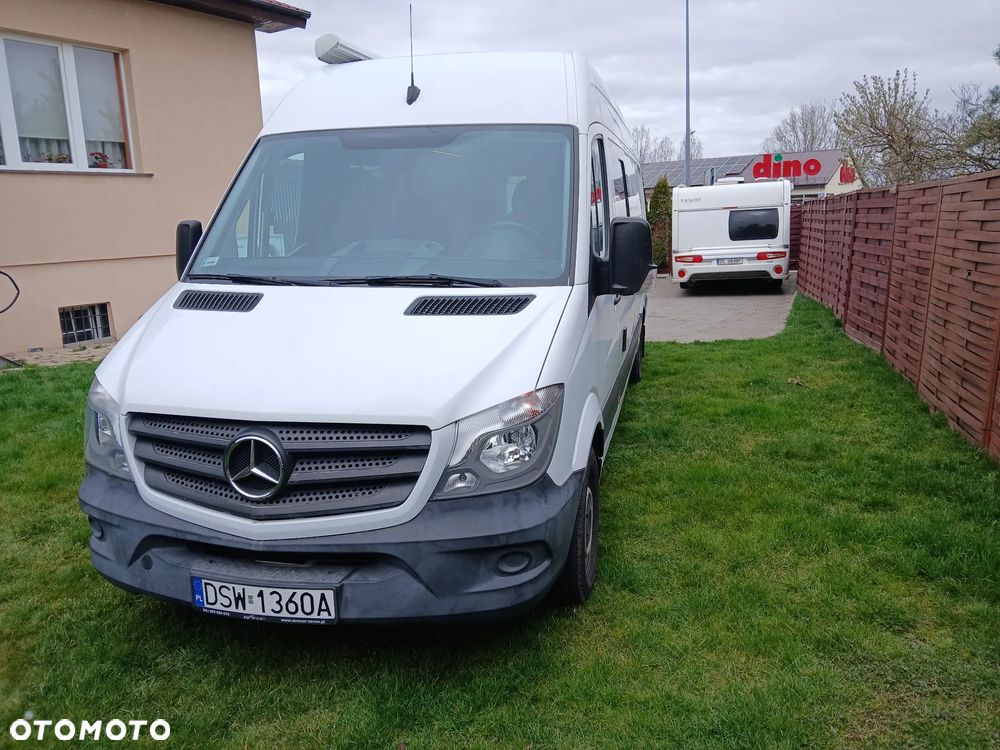 Mercedes-Benz Sprinter - 2