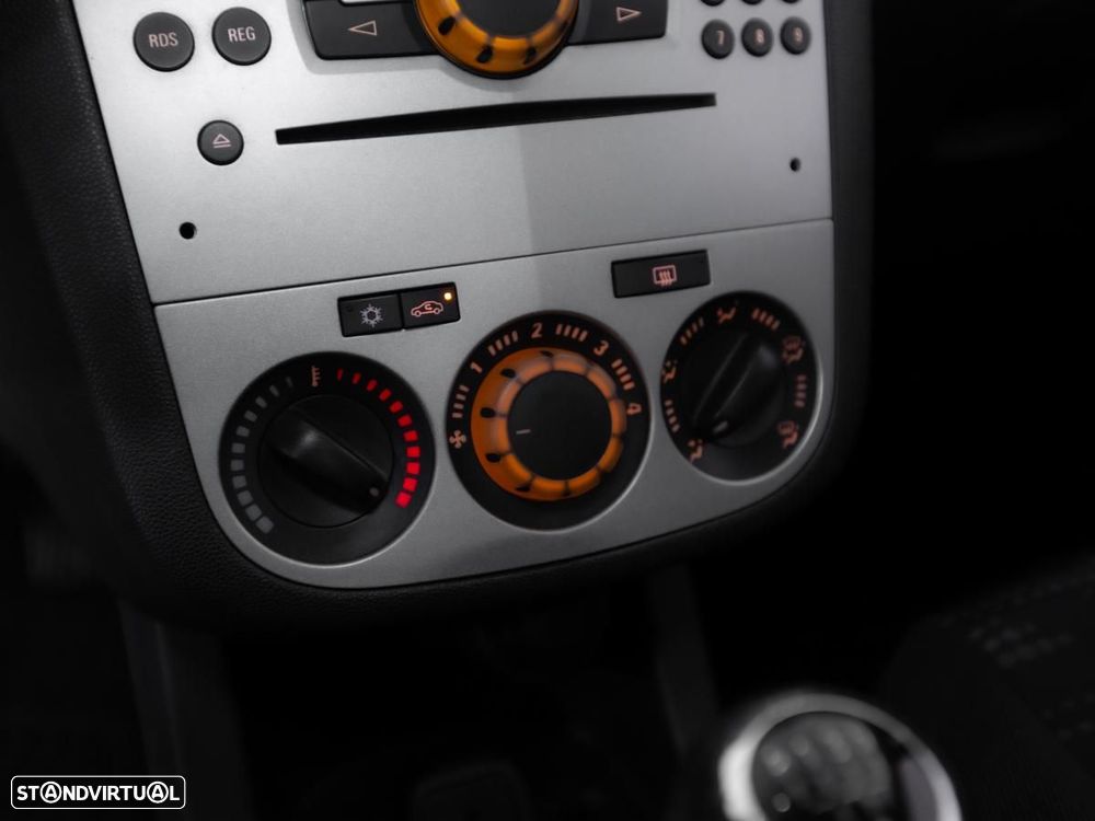 Opel Corsa - 16