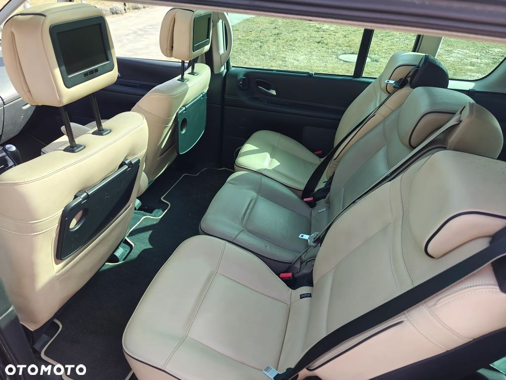 Renault Espace 2.0 dCi 175 FAP Initiale - 8