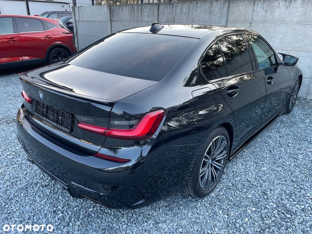 BMW Seria 3 320d xDrive M Sport Shadow - 7