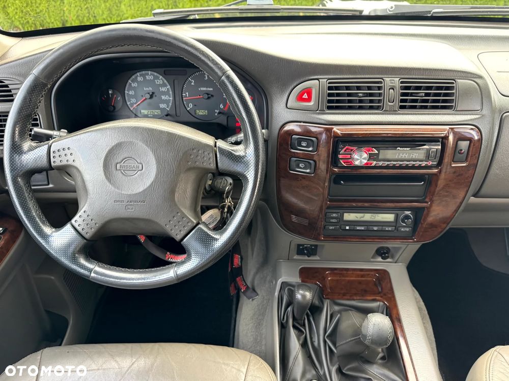 Nissan Patrol 3.0 TDI Luxury - 12