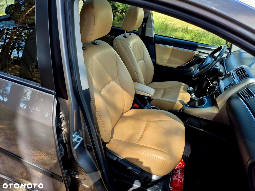 Toyota Verso 1.6 5-Sitzer Comfort - 17